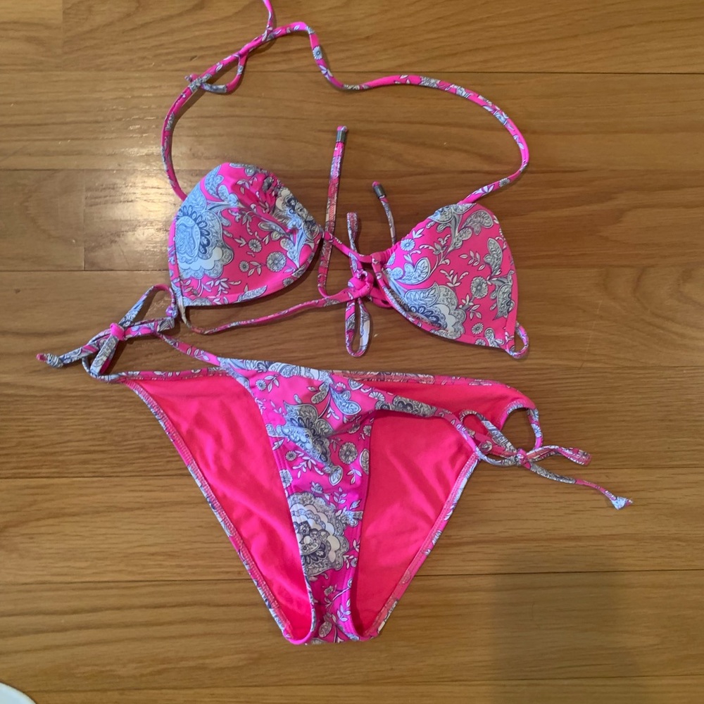 Abercrombie and Fitch bikini - never worn